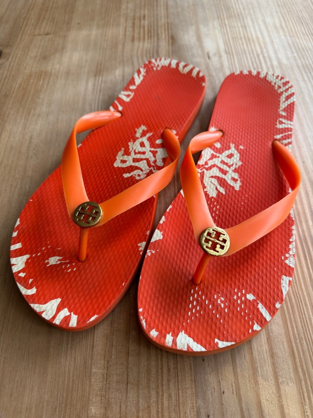 Tory Burch Orange Gold-Logo Flip Flops